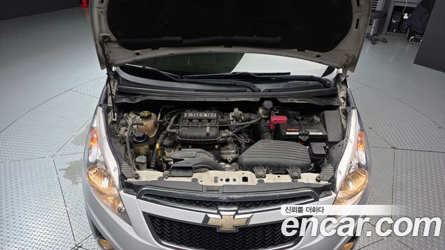 Chevrolet Spark LPG LT Standard 2012 — фото 6