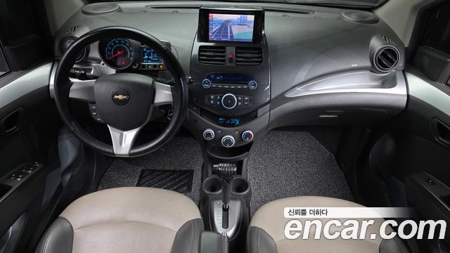 Chevrolet Spark LPG LT Standard 2012 — фото 7