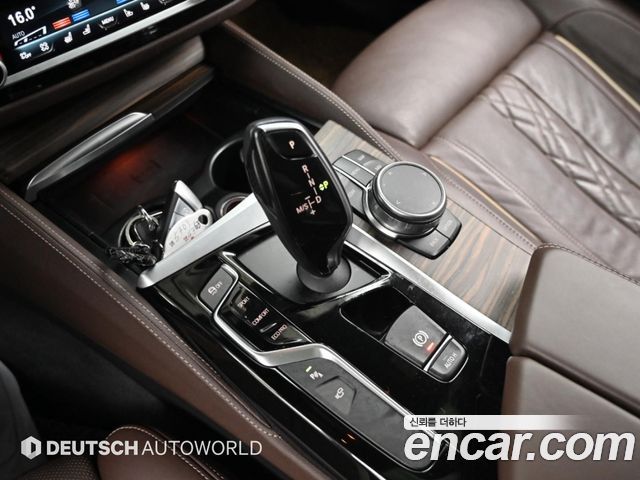 BMW 5 Series (G30) 530i xDrive M Sport Package Plus 2018 — фото 9