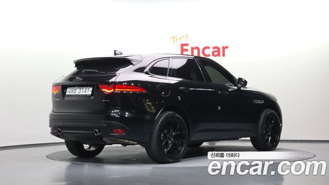 Jaguar F-PACE 35t R-Sport 2017 — фото 2