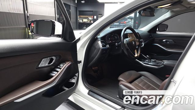 BMW 3 Series (G20) 330e Luxury 2021 — фото 10