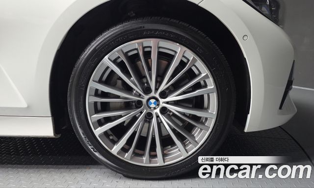 BMW 3 Series (G20) 330e Luxury 2021 — фото 27