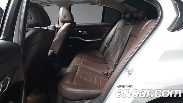 BMW 3 Series (G20) 330e Luxury 2021 — фото 32