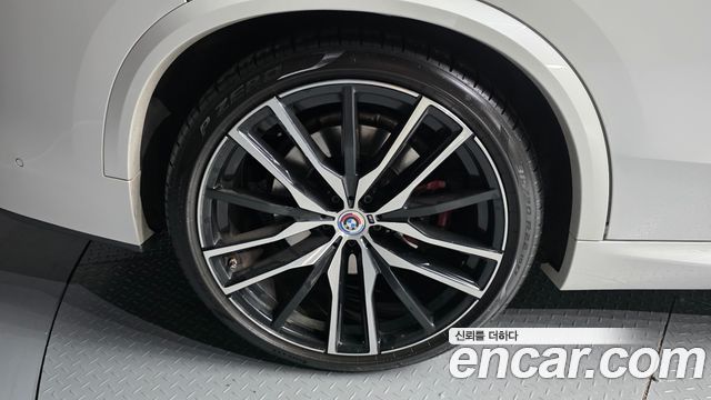 BMW X5 (G05) M50i 2022 — фото 5