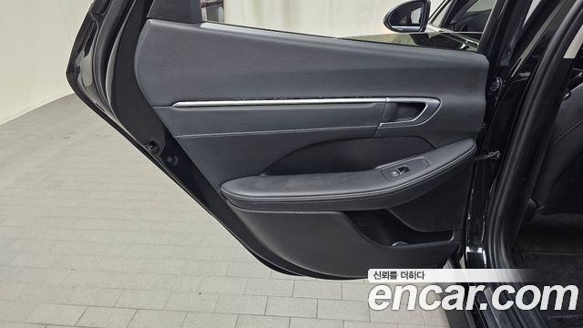Hyundai Sonata (DN8) 2.0 LPG(rental car) Style 2022 — фото 25