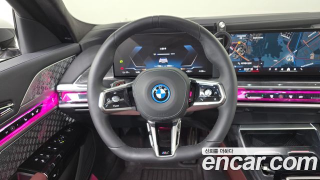 BMW i7 (G70) xDrive 60 M sport 2025 — фото 13