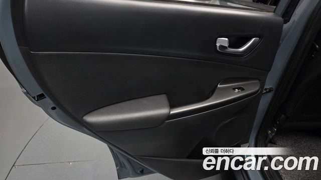 Hyundai Kona Gasoline 1.6 Turbo 2WD Modern 2023 — фото 31