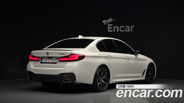 BMW 5 Series (G30) 530i M Sport Package 2023 — фото 2