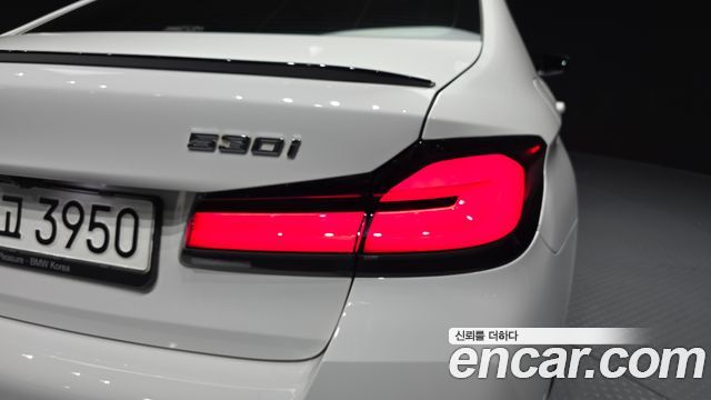 BMW 5 Series (G30) 530i M Sport Package 2023 — фото 29