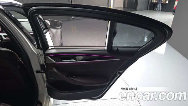 BMW 5 Series (G30) 530i M Sport Package 2023 — фото 31