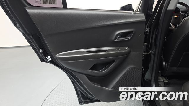 Chevrolet Trax 1.4 LT 2021 — фото 25