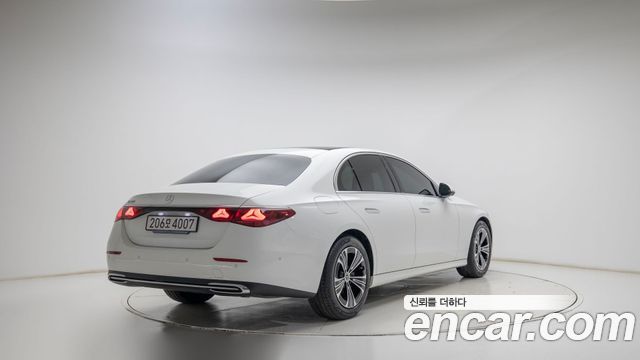 Mercedes-Benz E-Class (W214) E200 Avantgarde 2025 — фото 2