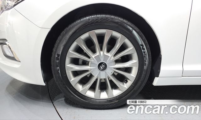 Hyundai Sonata (LF) 2.0 Smart 2015 — фото 5