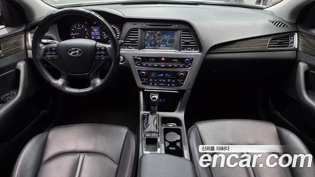 Hyundai Sonata (LF) 2.0 Smart 2015 — фото 7