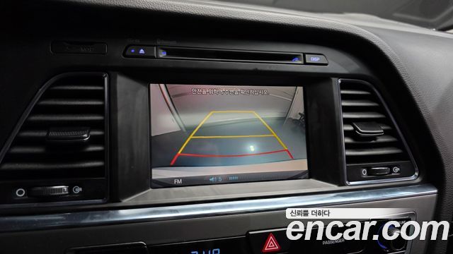 Hyundai Sonata (LF) 2.0 Smart 2015 — фото 16