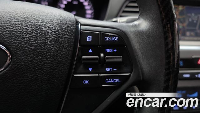 Hyundai Sonata (LF) 2.0 Smart 2015 — фото 18