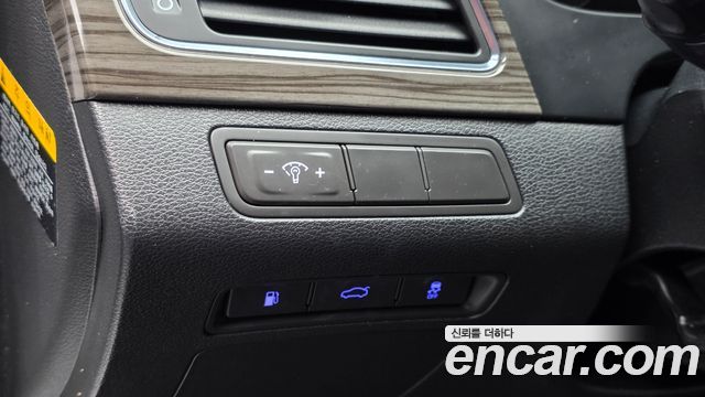 Hyundai Sonata (LF) 2.0 Smart 2015 — фото 28