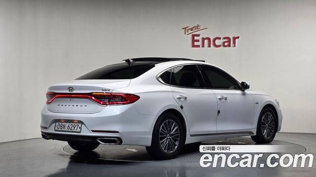 Hyundai Grandeur Hybrid (IG) Exclusive 2018 — фото 2