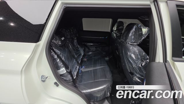 KG Mobility (SsangYong) Torres HEV 1.5 2WD T5 2026 — фото 18