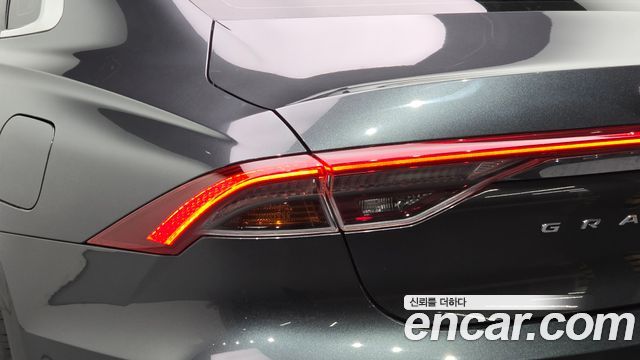 Hyundai Grandeur (IG) 2.5 Le Blanc 2023 — фото 23