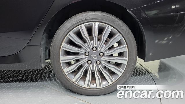 Renault Korea SM7 Nova 3.5 V6 2017 — фото 21