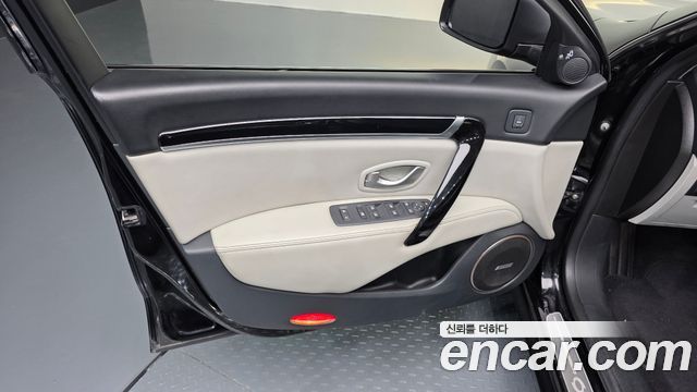 Renault Korea SM7 Nova 3.5 V6 2017 — фото 24