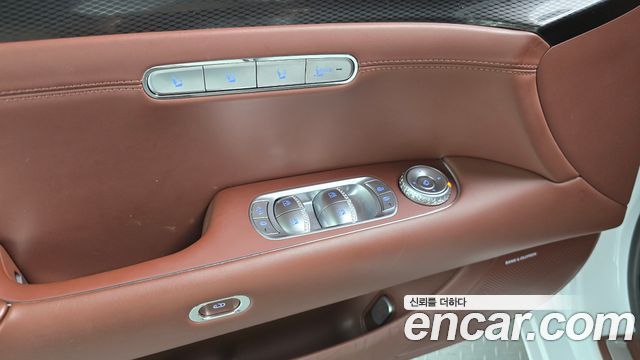 Genesis G90 (RS4) Gasoline 3.5 Turbo AWD 2023 — фото 28