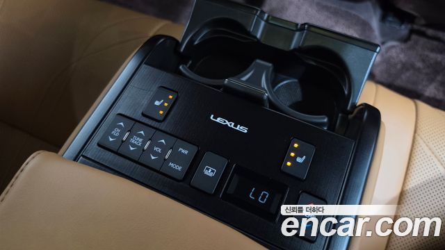 Lexus ES300h (VII) Limited 2019 — фото 31