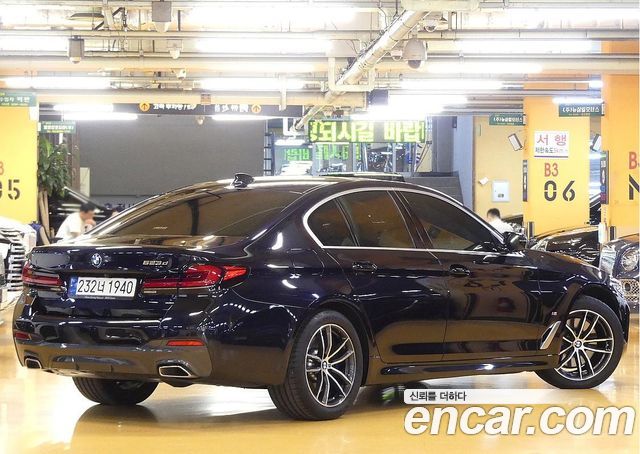 BMW 5 Series (G30) 523d M Sport 2022 — фото 2