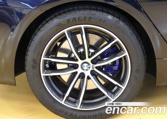 BMW 5 Series (G30) 523d M Sport 2022 — фото 5