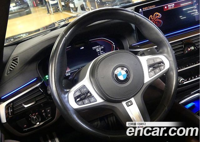 BMW 5 Series (G30) 523d M Sport 2022 — фото 16