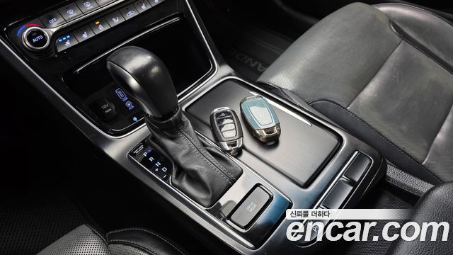 Hyundai Grandeur (IG) 3.0 LPi Modern (Rental Car) 2018 — фото 9