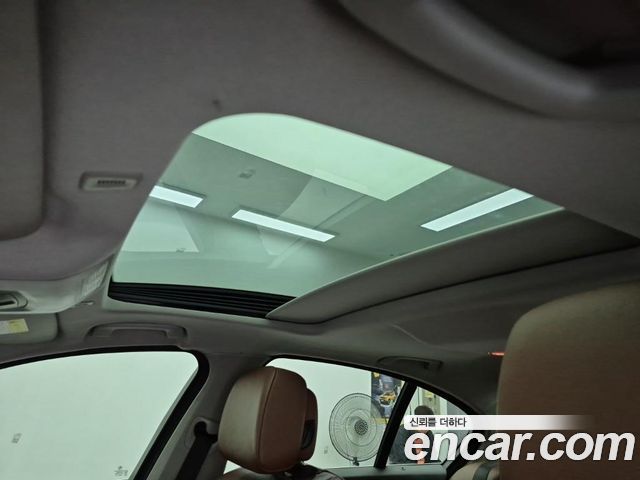 BMW 5 Series (F10) 528i 2013 — фото 17