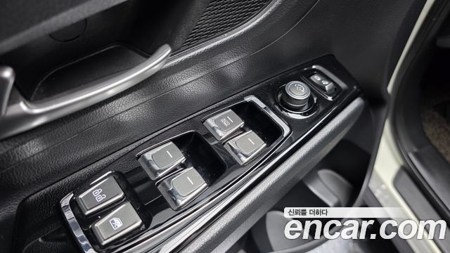 KG Mobility (SsangYong) Beautiful Korando Gasoline 1.5 4WD C5 Plus 2020 — фото 27