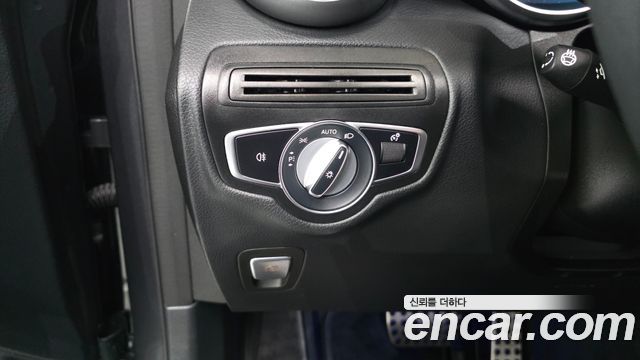 Mercedes-Benz GLC-Class (X253) GLC300e 4MATIC Coupe 2021 — фото 27