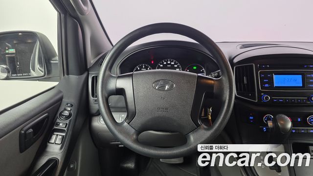 Hyundai Grand Starex Wagon 12-Seater Style 2018 — фото 13