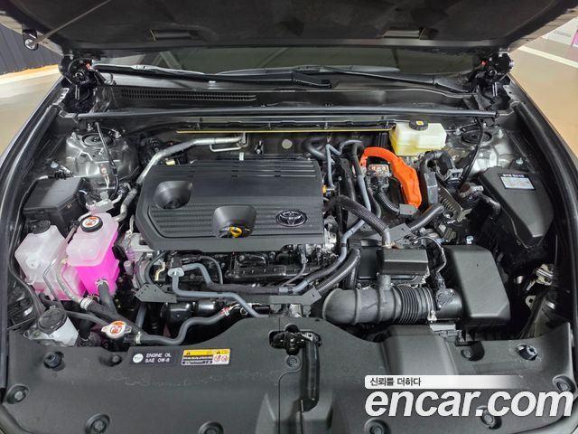 Toyota Crown Crossover 2.5 4WD Hybrid 2026 — фото 6