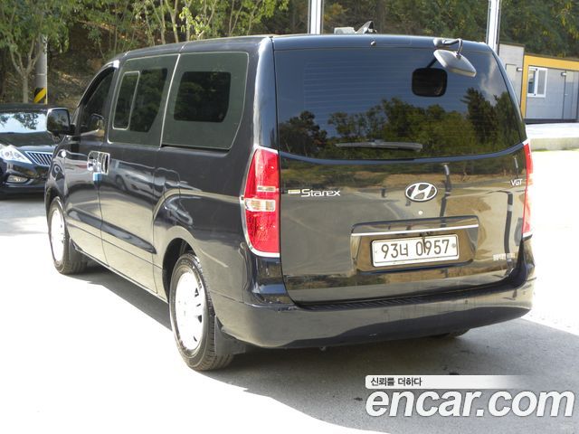 Hyundai Grand Starex Van 5-Seater Smart 2021 — фото 4
