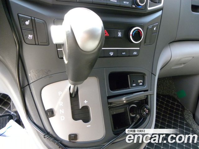 Hyundai Grand Starex Van 5-Seater Smart 2021 — фото 15