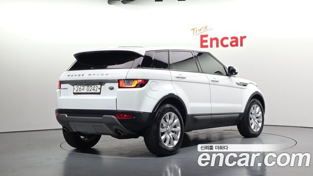 Land Rover Range Rover Evoque 2.0 TD4 SE 2016 — фото 2