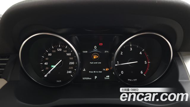 Land Rover Range Rover Evoque 2.0 TD4 SE 2016 — фото 8