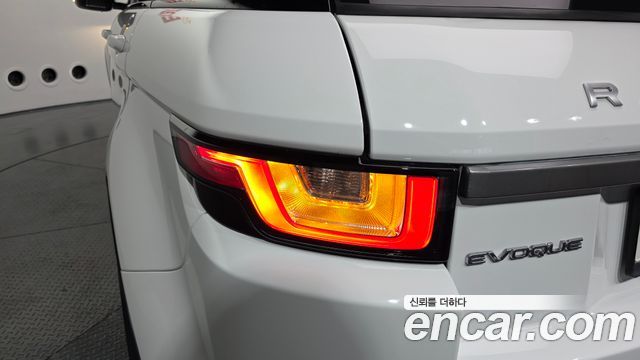 Land Rover Range Rover Evoque 2.0 TD4 SE 2016 — фото 23