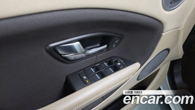 Land Rover Range Rover Evoque 2.0 TD4 SE 2016 — фото 36