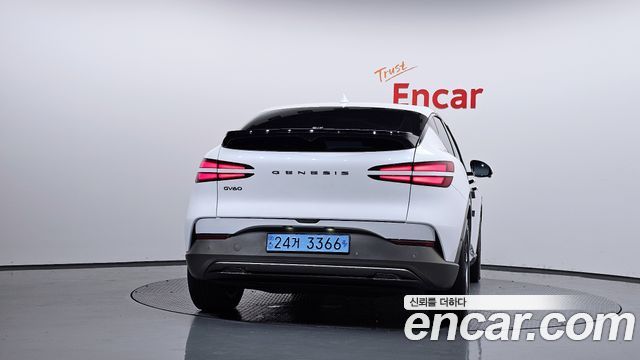 Genesis GV60 Standard AWD 2023 — фото 4