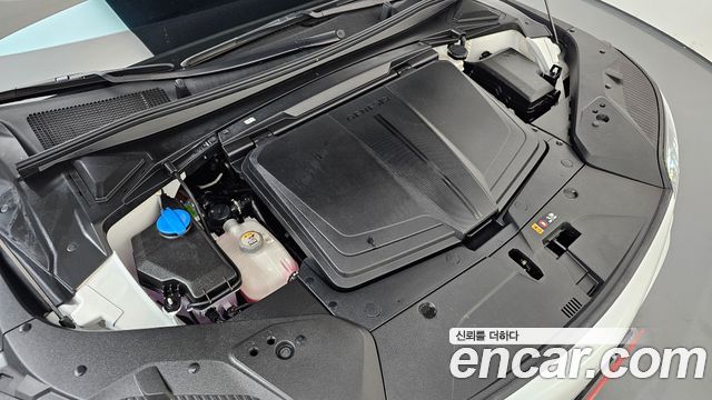Genesis GV60 Standard AWD 2023 — фото 6