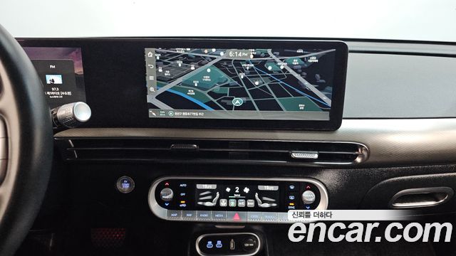 Genesis GV60 Standard AWD 2023 — фото 12