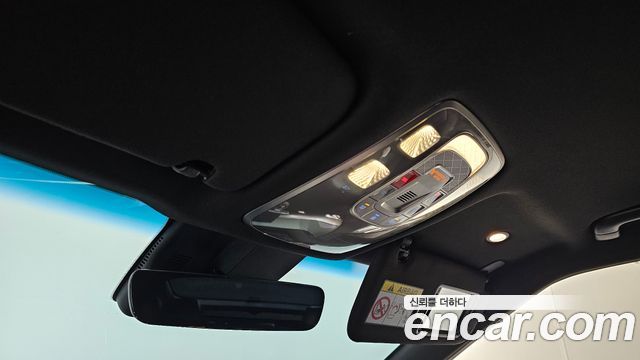 Genesis GV60 Standard AWD 2023 — фото 15