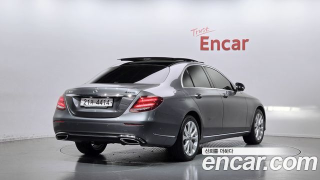 Mercedes-Benz E-Class (W213) E300 Exclusive 2019 — фото 2