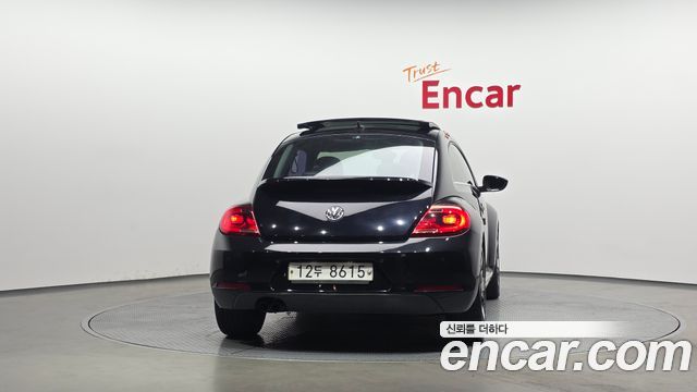 Volkswagen Beetle 2.0 TDI Premium 3rd 2015 — фото 4