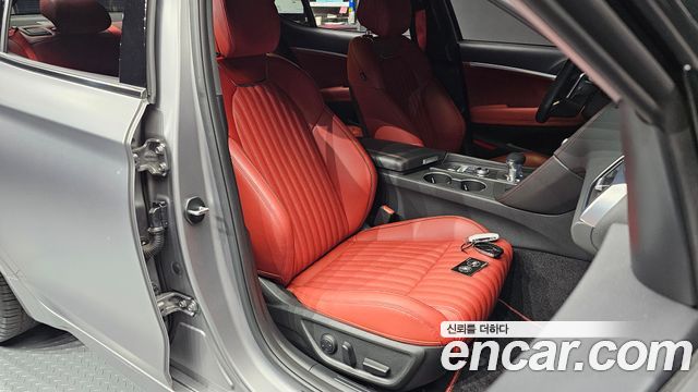 Genesis G70 Gasoline 2.5T 2WD 2024 — фото 12